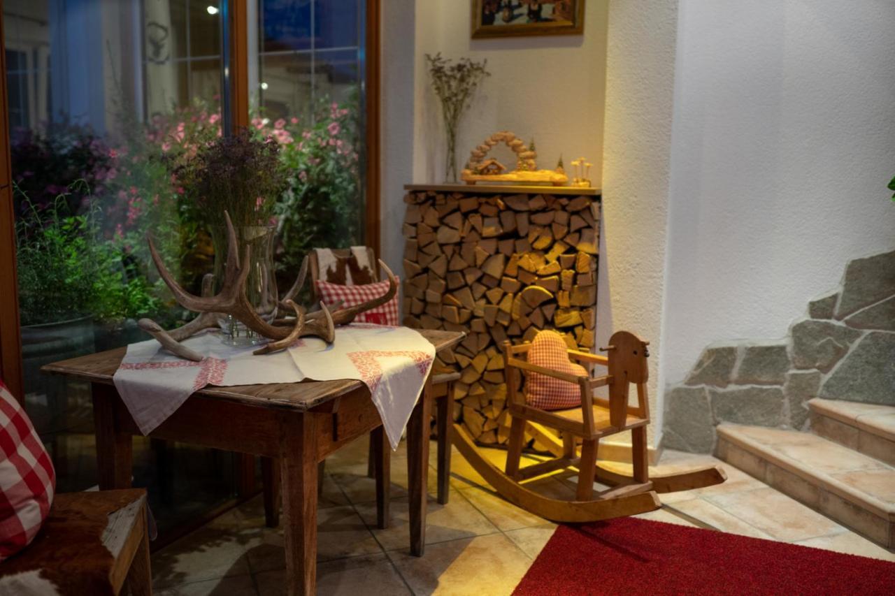 Hotel Pettneuerhof Pettneu am Arlberg Eksteriør bilde