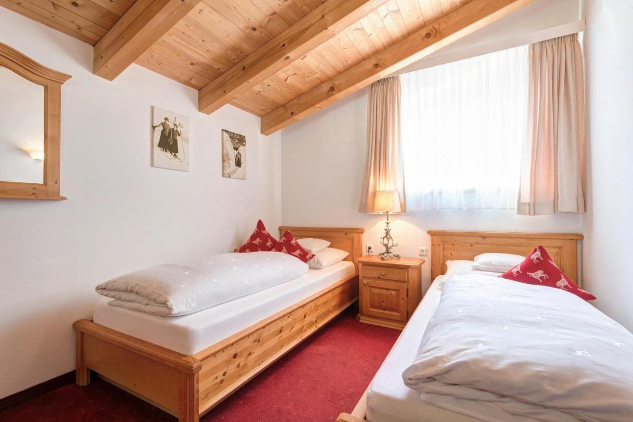 Hotel Pettneuerhof Pettneu am Arlberg Eksteriør bilde